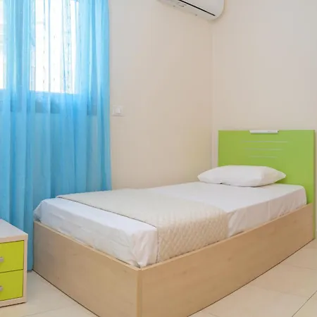 Harmony House بيت للعطل فاليراكي